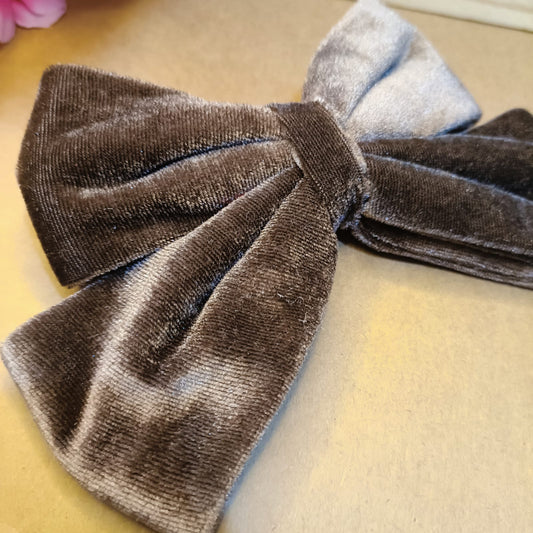 Gaia Dual Velvet Bow - Brown