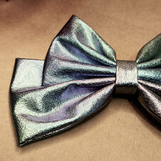 Mermaid Bow - Metallic Grey