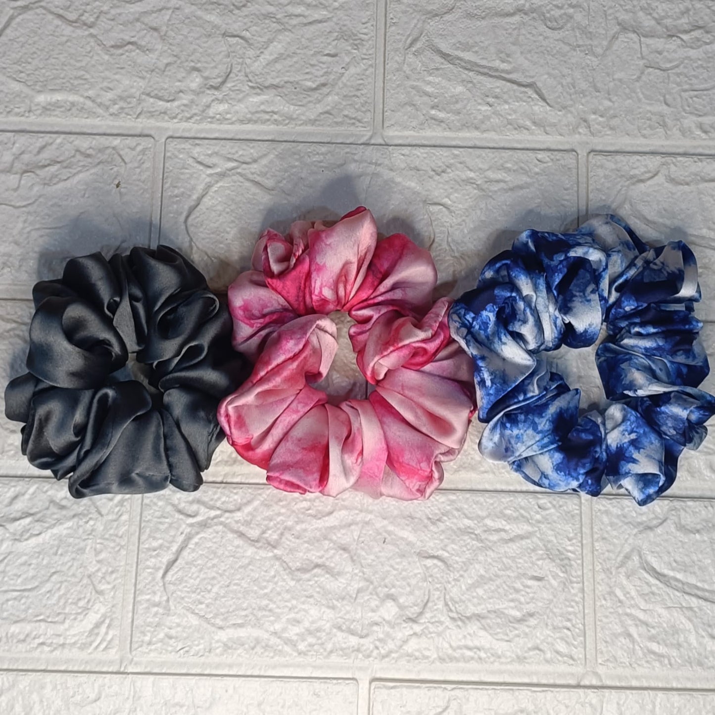 Peehu Satin Scrunchies - Set of 3