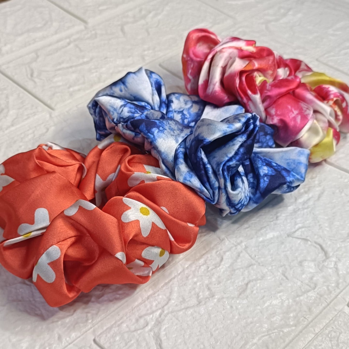 Holika Satin Scrunchies - Set of 3