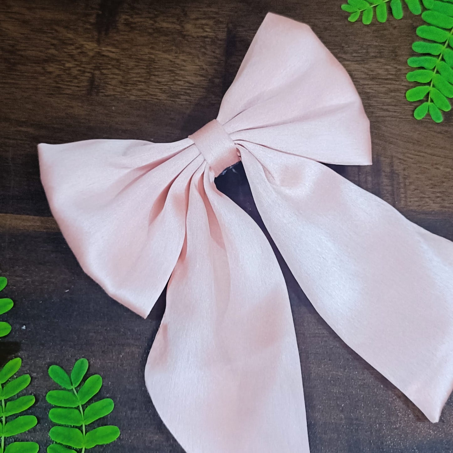 Akruti Satin Bow - Peach