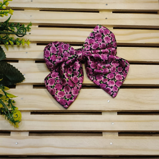 Floral print satin bow