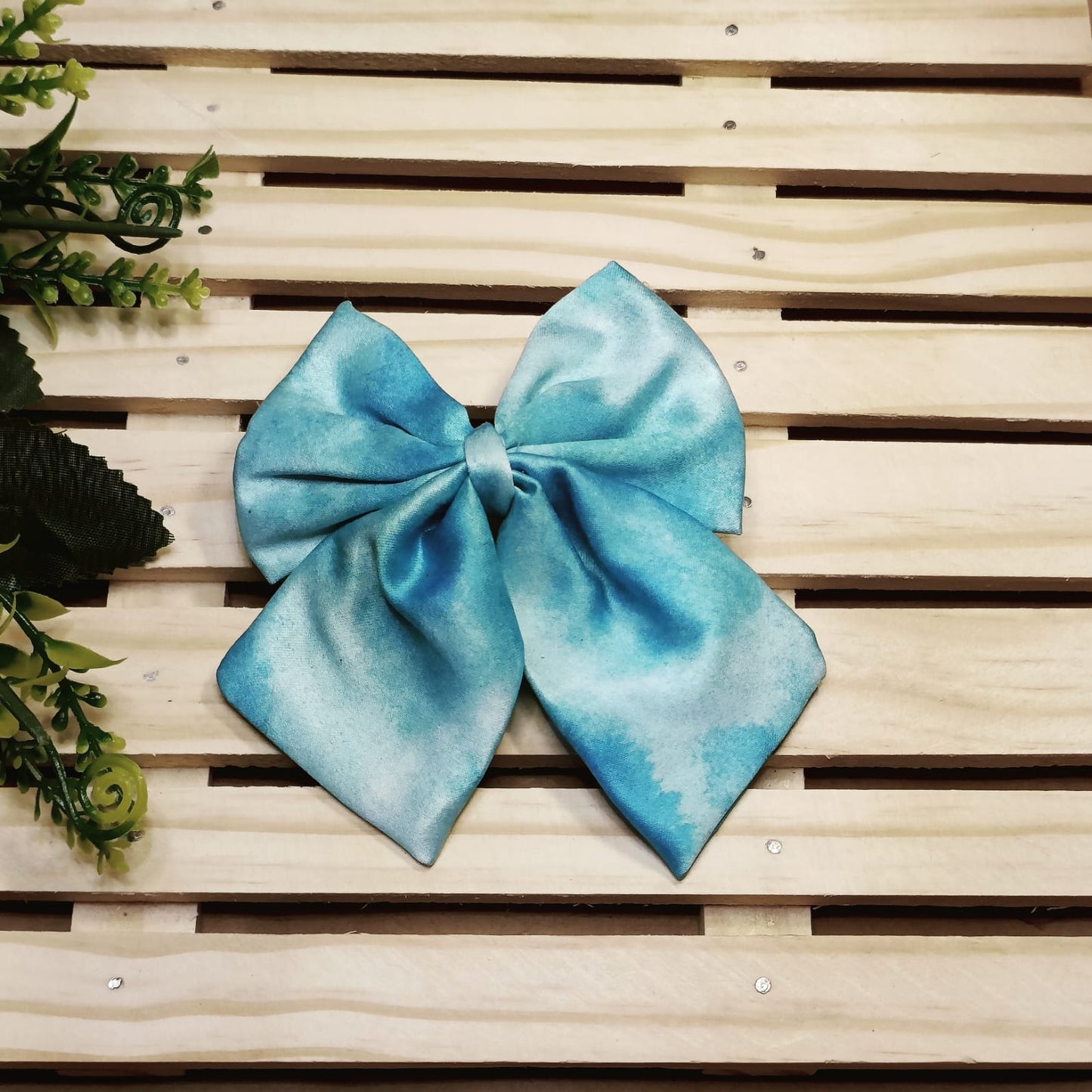 Galaxy print satin bow