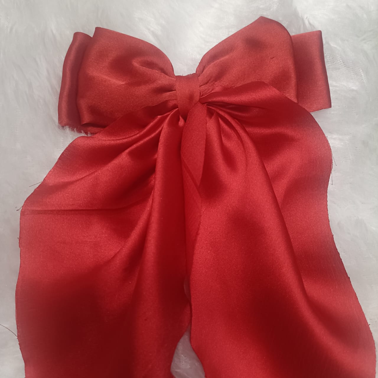 Kheya Red Tail Bow